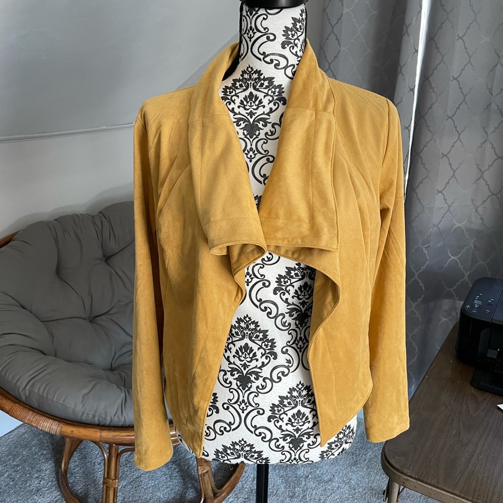 Romeo & Juliet couture jacket size Medium
